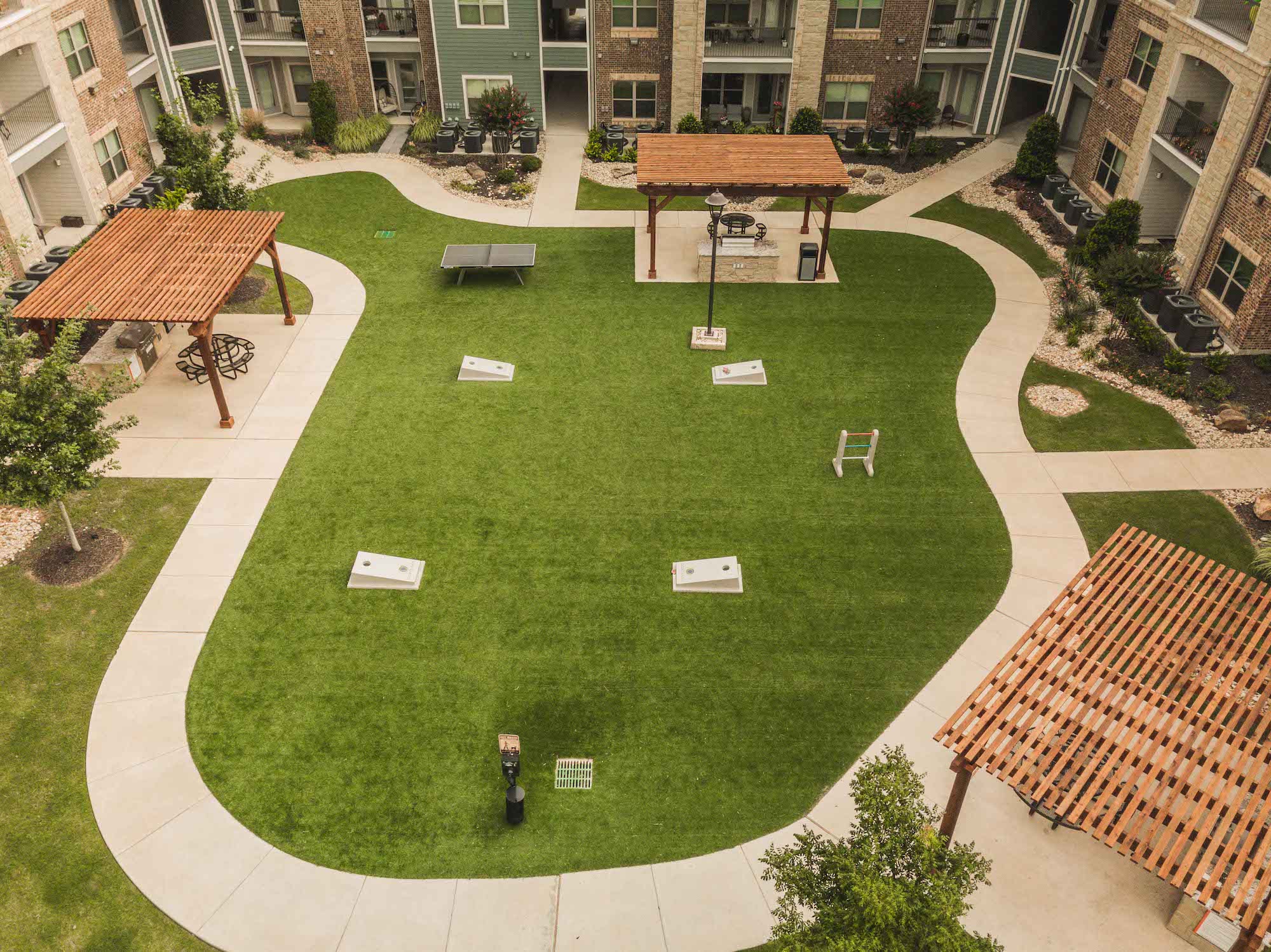 Synthetic turf installation team in Grapevine